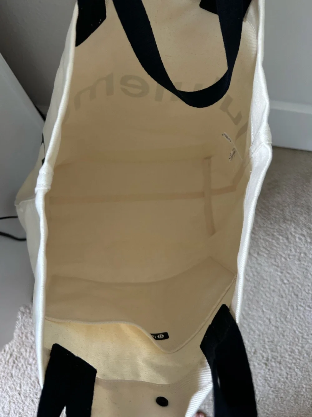lululemon athletica everyday volume